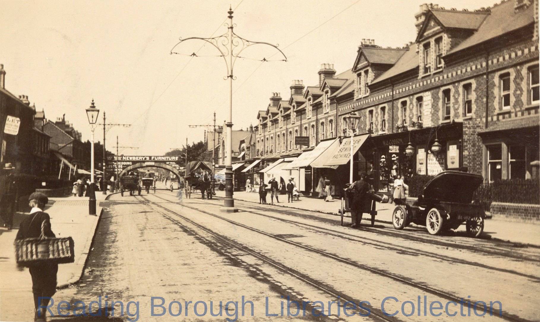 Oxford Road, Reading. Looking westwards Oxford Road, Reading. Looking westwards
