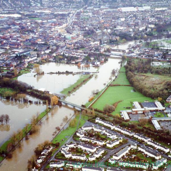 River Wye flooding in Hereford, December 2000 Herefordshire History