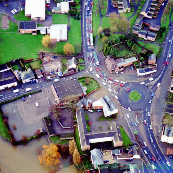HC024 River Wye flooding in Hereford, December 2000.jpg Herefordshire