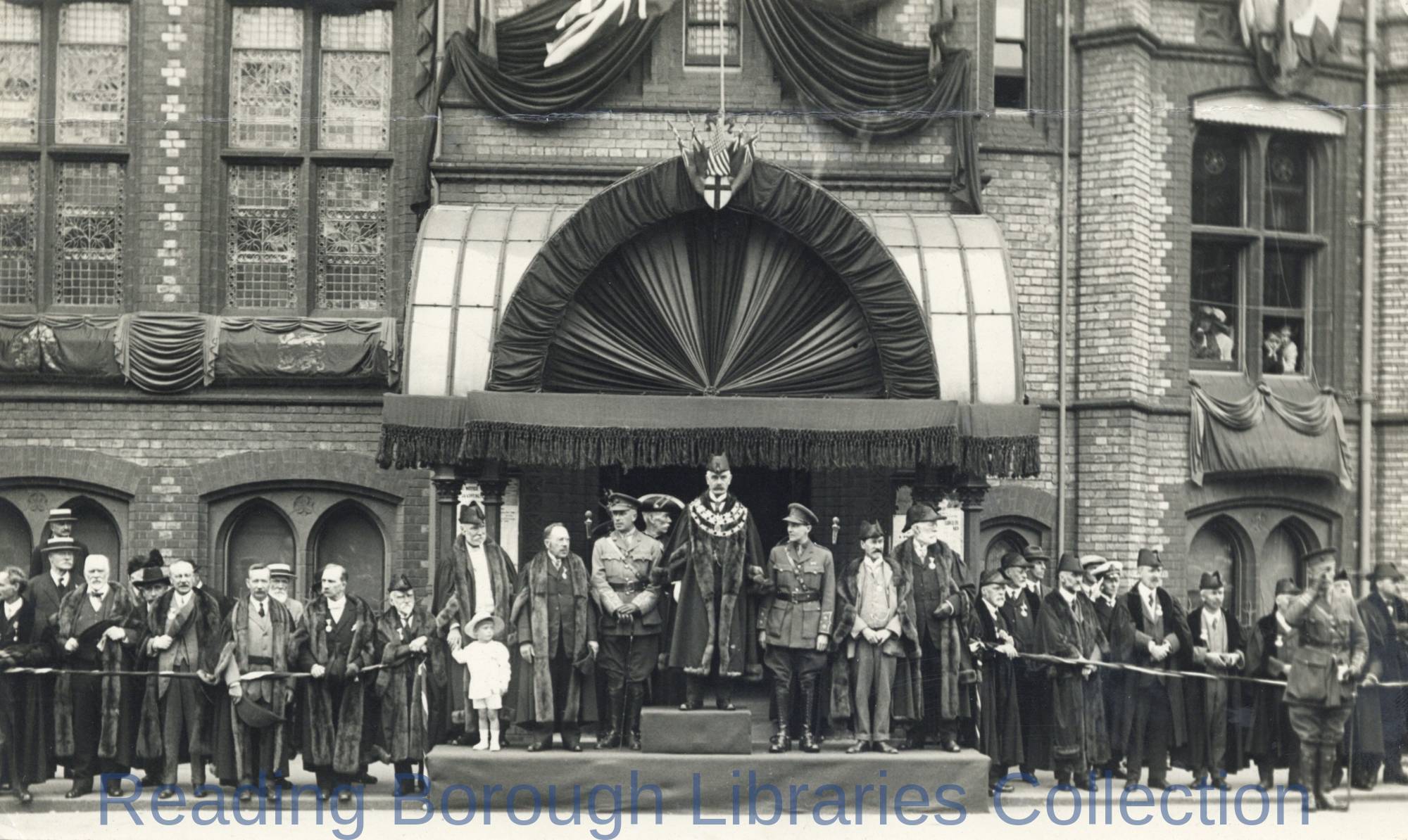 Mayor Alderman Stanley Hayward addresses Peace celebrations in Reading, 1919. Mayor Alderman Stanley Hayward addresses Peace celebrations in Reading, 1919.