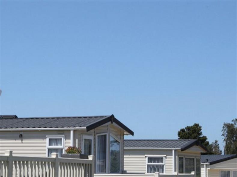 Oyster Bay Coastal & Country Retreat Caravans site