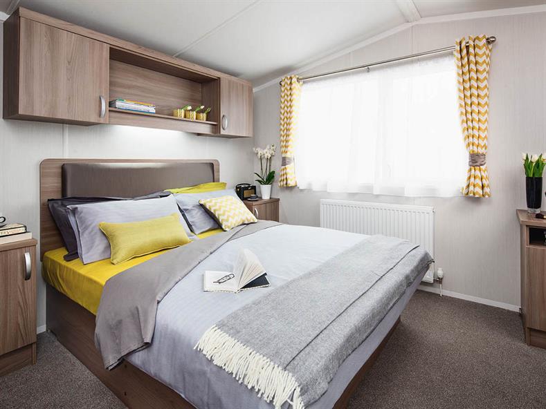 2017 SWIFT HOLIDAY HOMES BORDEAUX ESCAPE 40 X 12 3 BED Caravans site