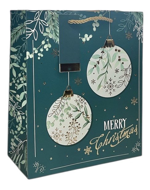 Set of 4 Medium Christmas Gift Bags Handle & Tags Mixed Cute Traditional Designs Set of 4 Medium Christmas Gift Bags Handle & Tags Mixed Cute Traditional Designs