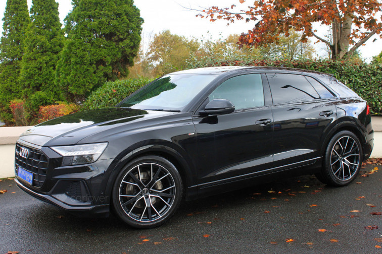 2023 Audi Q8