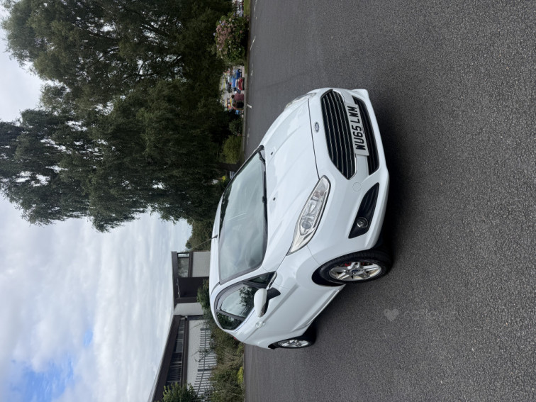2015 Ford Fiesta