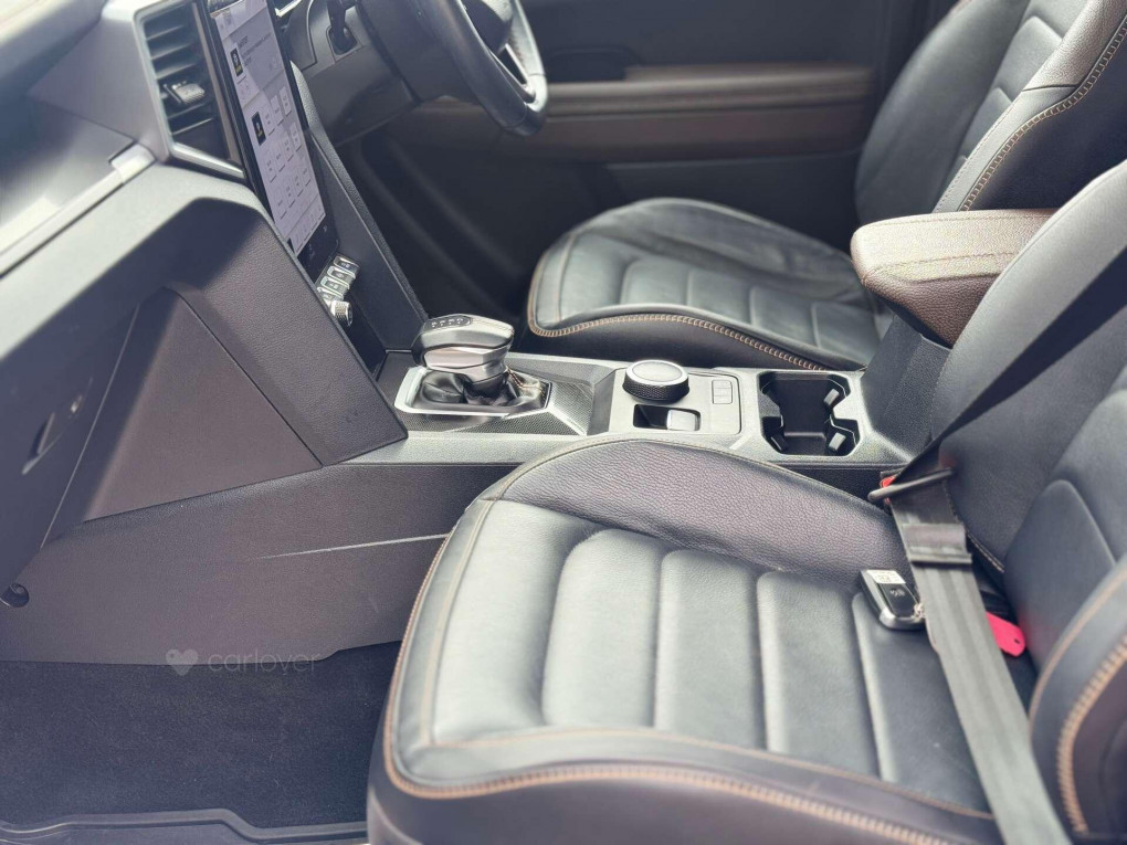 Volkswagen Amarok Diesel Pickup in Hillsborough
