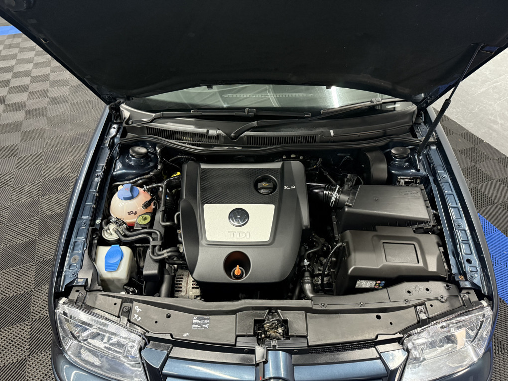 Volkswagen Bora Diesel Saloon in Cookstown