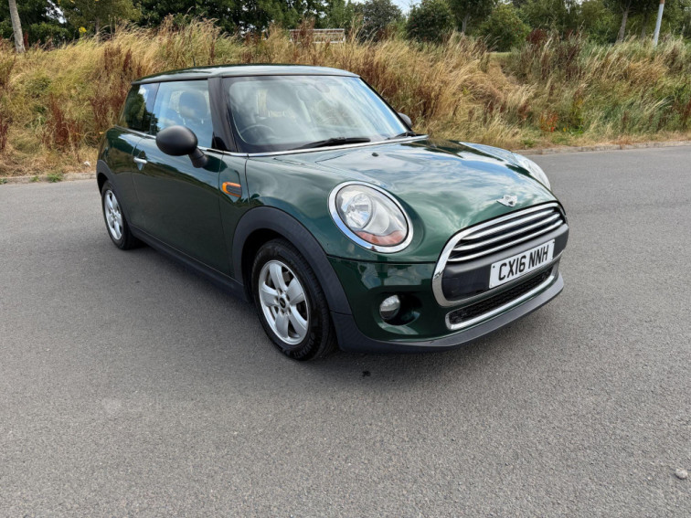 2016 MINI Hatch