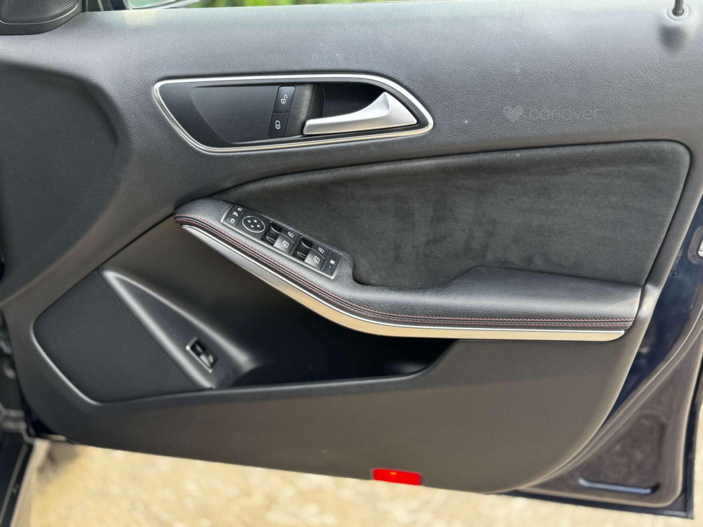 Mercedes-Benz GLA Diesel SUV in Hillsborough