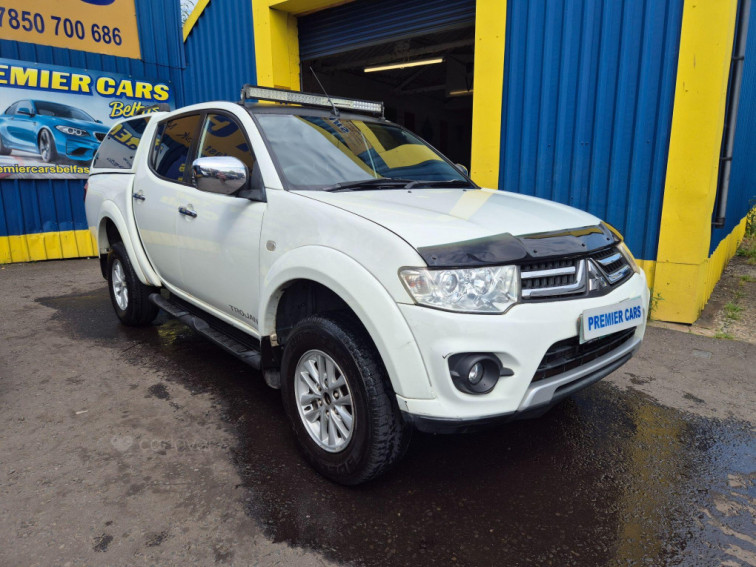 2014 Mitsubishi L200