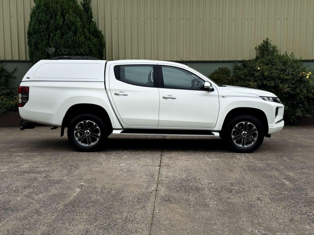 Mitsubishi L200 Diesel Pickup in Hillsborough