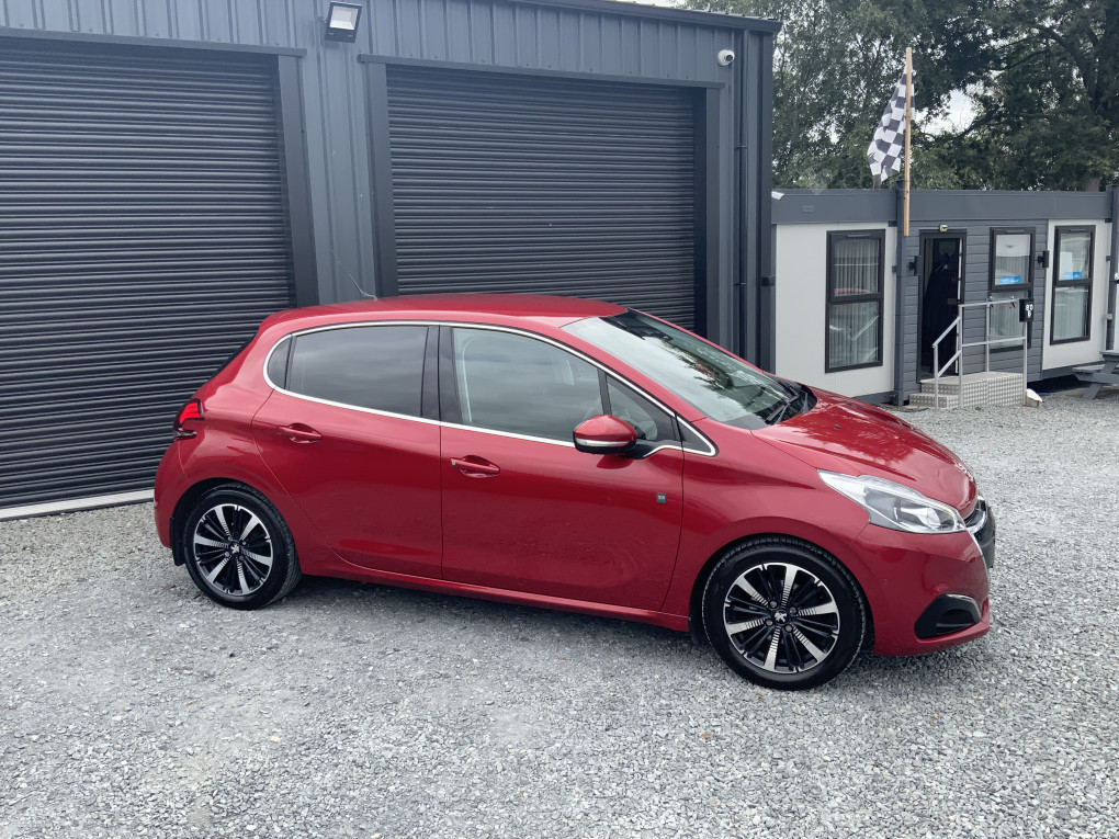 Peugeot 208 Petrol Hatchback in Portadown