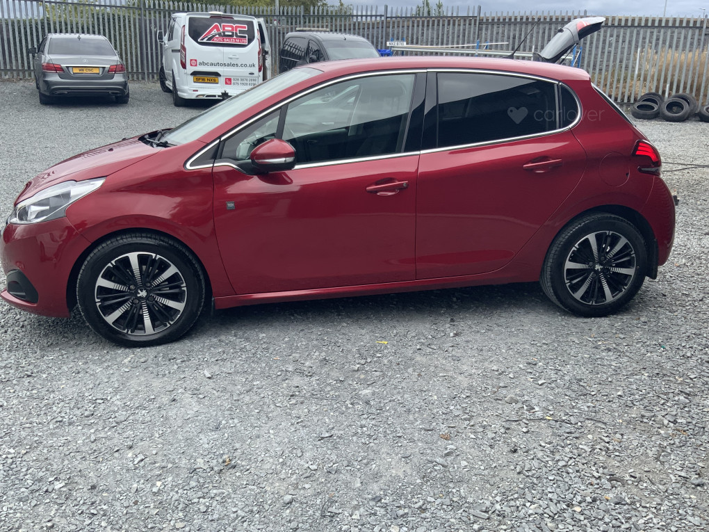 Peugeot 208 Petrol Hatchback in Portadown
