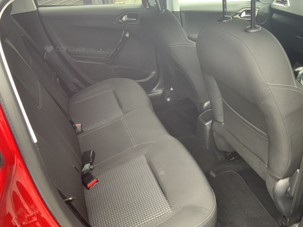 Peugeot 208 Petrol Hatchback in Portadown