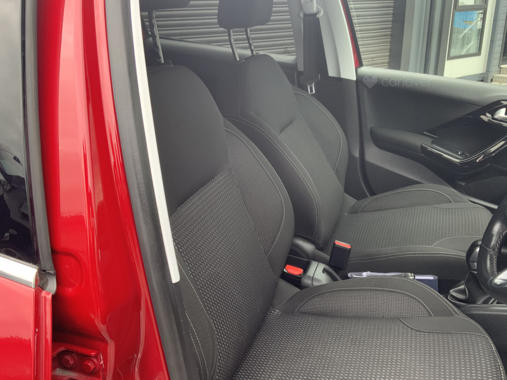 Peugeot 208 Petrol Hatchback in Portadown