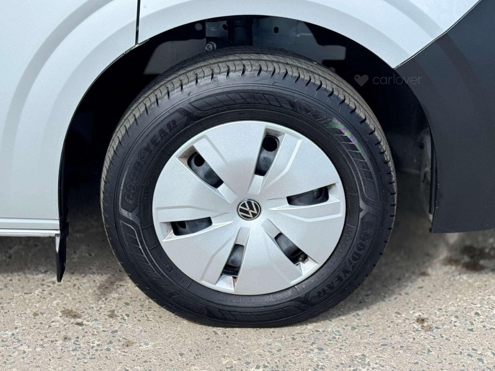 Volkswagen Transporter Diesel Commercial in Hillsborough