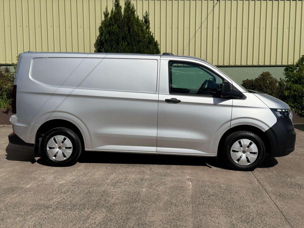 Volkswagen Transporter Diesel Commercial in Hillsborough