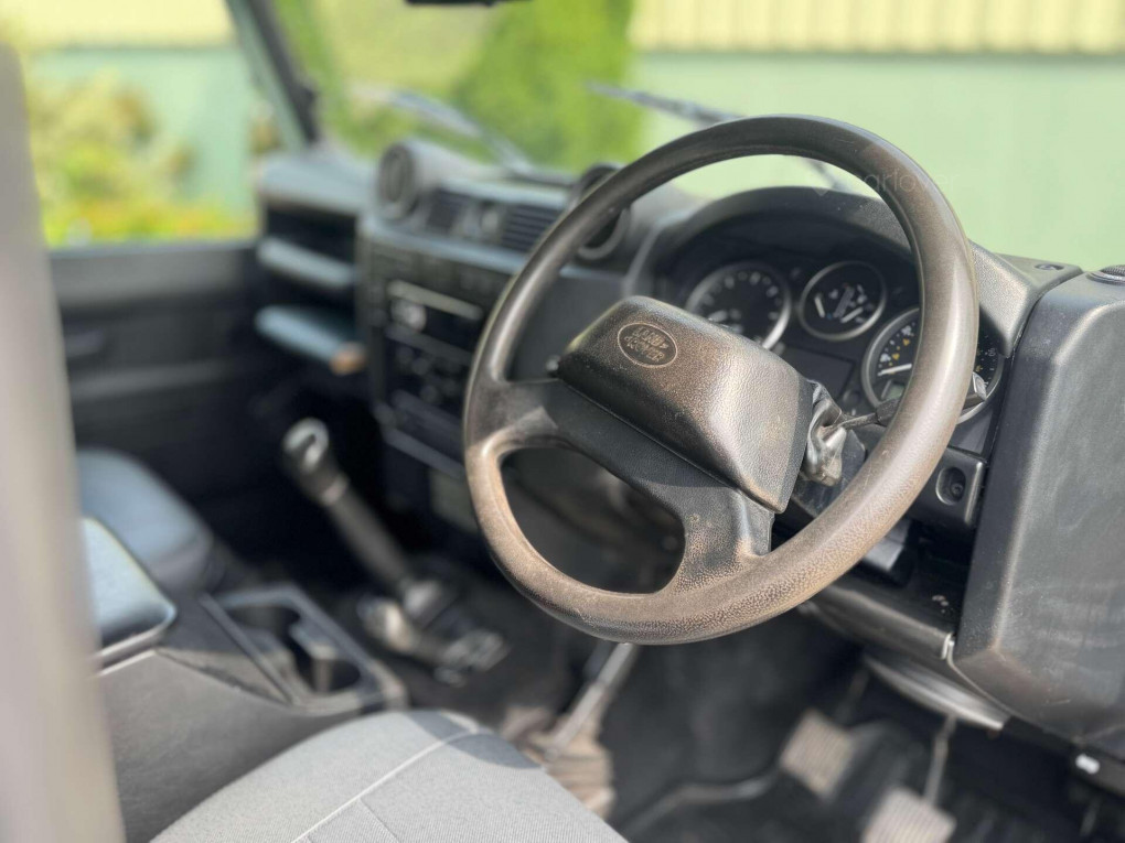Land Rover Defender 90 Diesel Unknown in Hillsborough