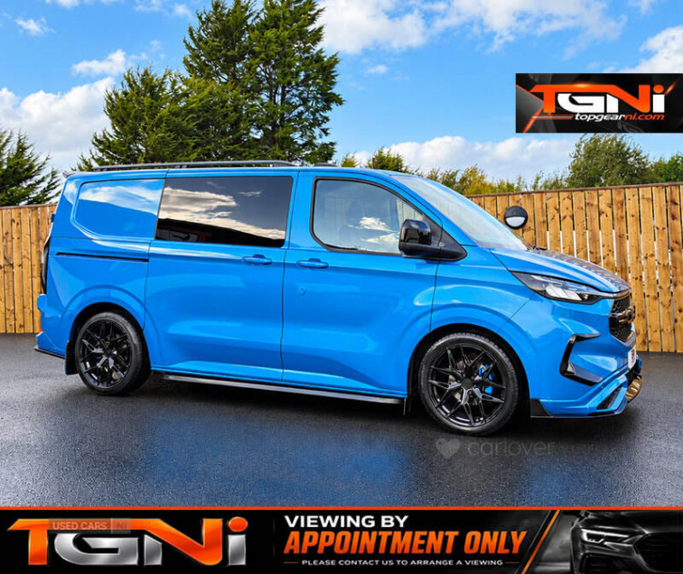 2025 Ford Transit Custom