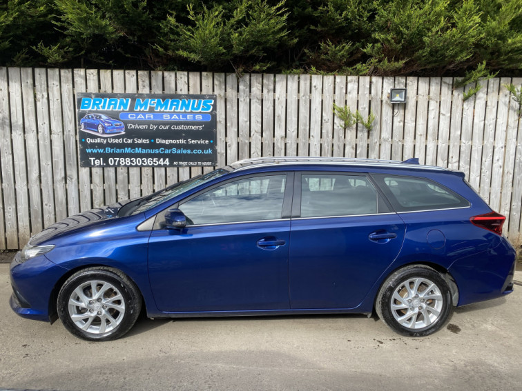 2017 Toyota Auris