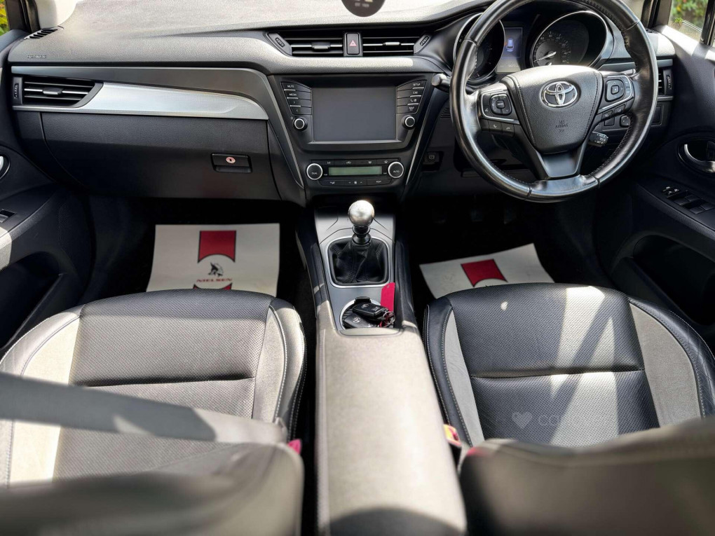 Toyota Avensis Diesel Estate in Hillsborough