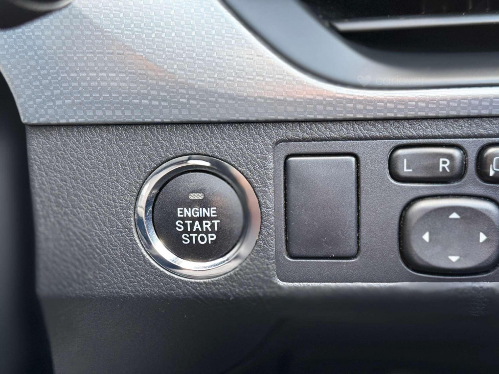 Toyota Avensis Diesel Estate in Hillsborough