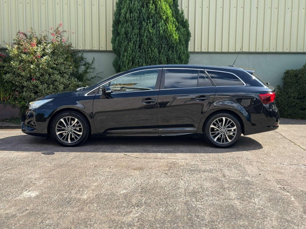 Toyota Avensis Diesel Estate in Hillsborough
