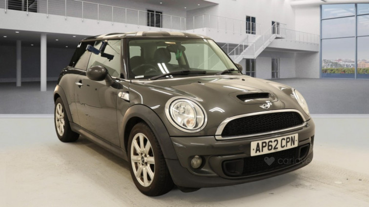 2013 MINI Hatch