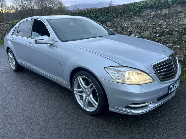 2010 Mercedes-Benz S-Class