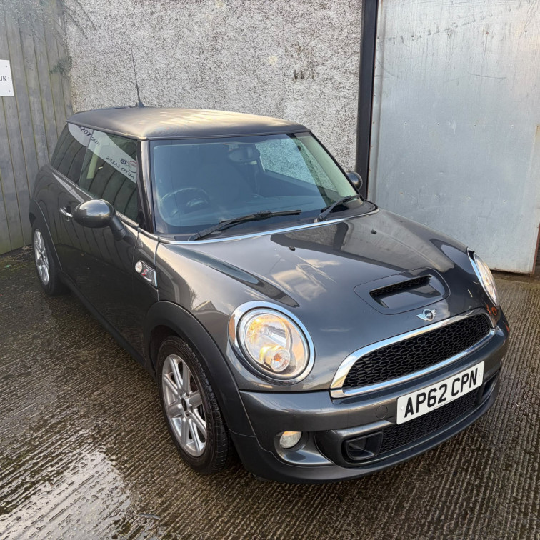 2013 MINI Hatch