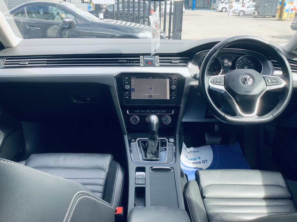 Volkswagen Passat Diesel Saloon in Newry