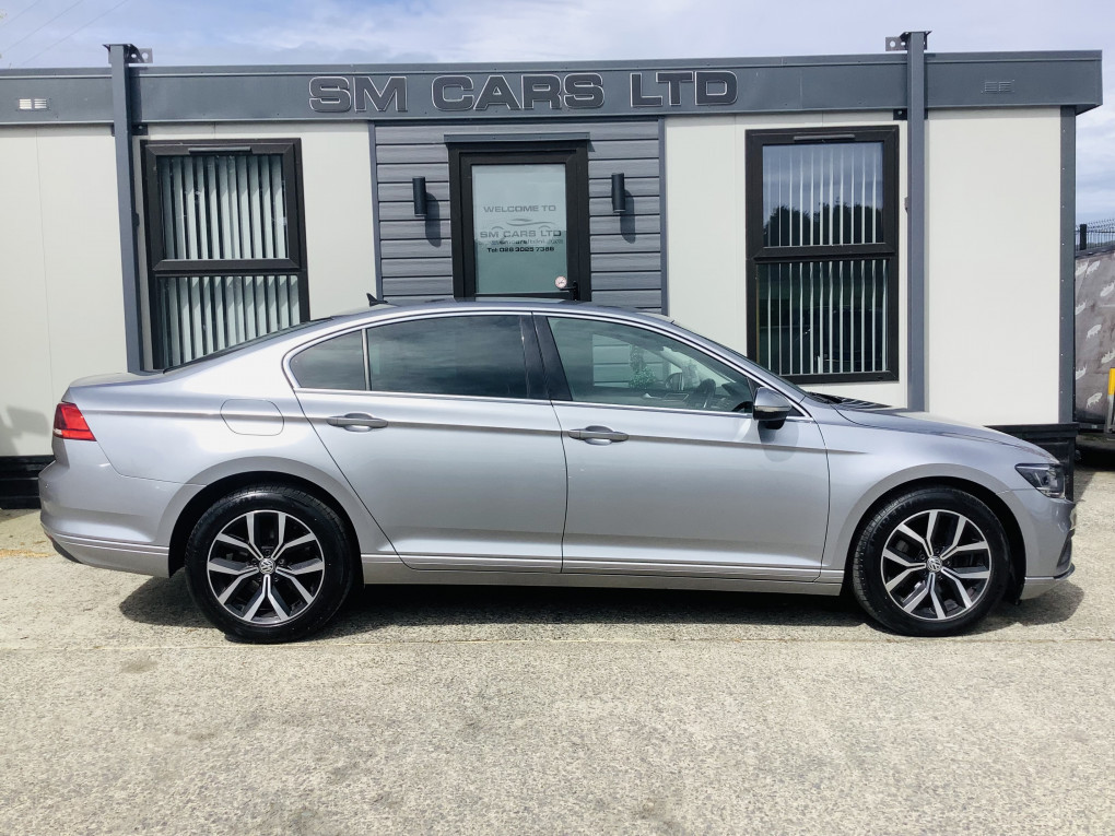 Volkswagen Passat Diesel Saloon in Newry