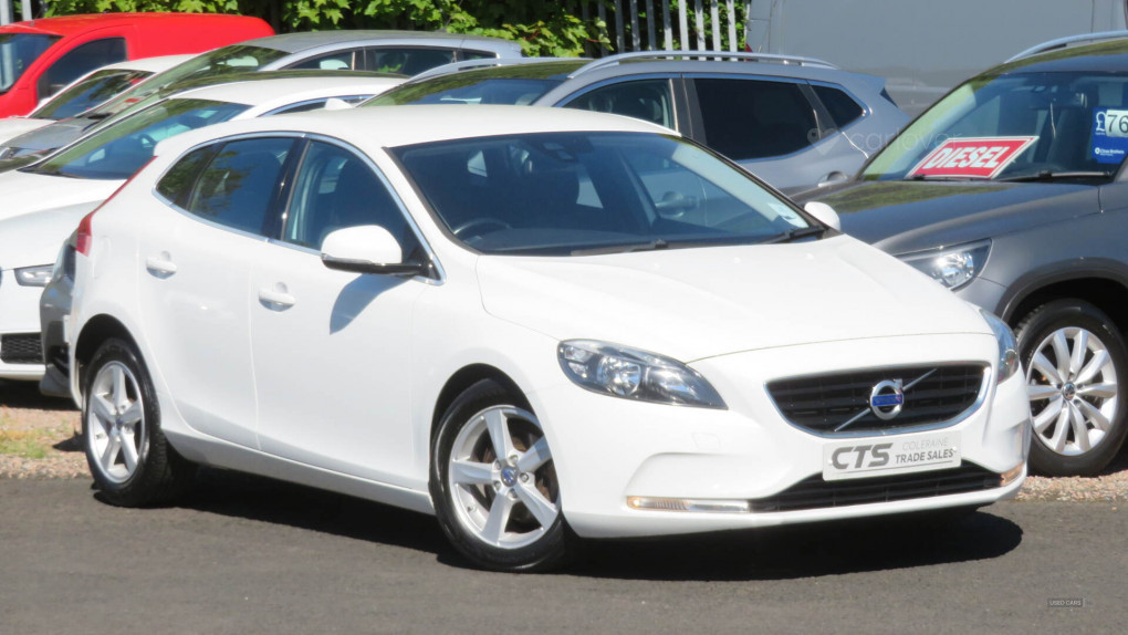 Volvo V40 Diesel Hatchback in Coleraine