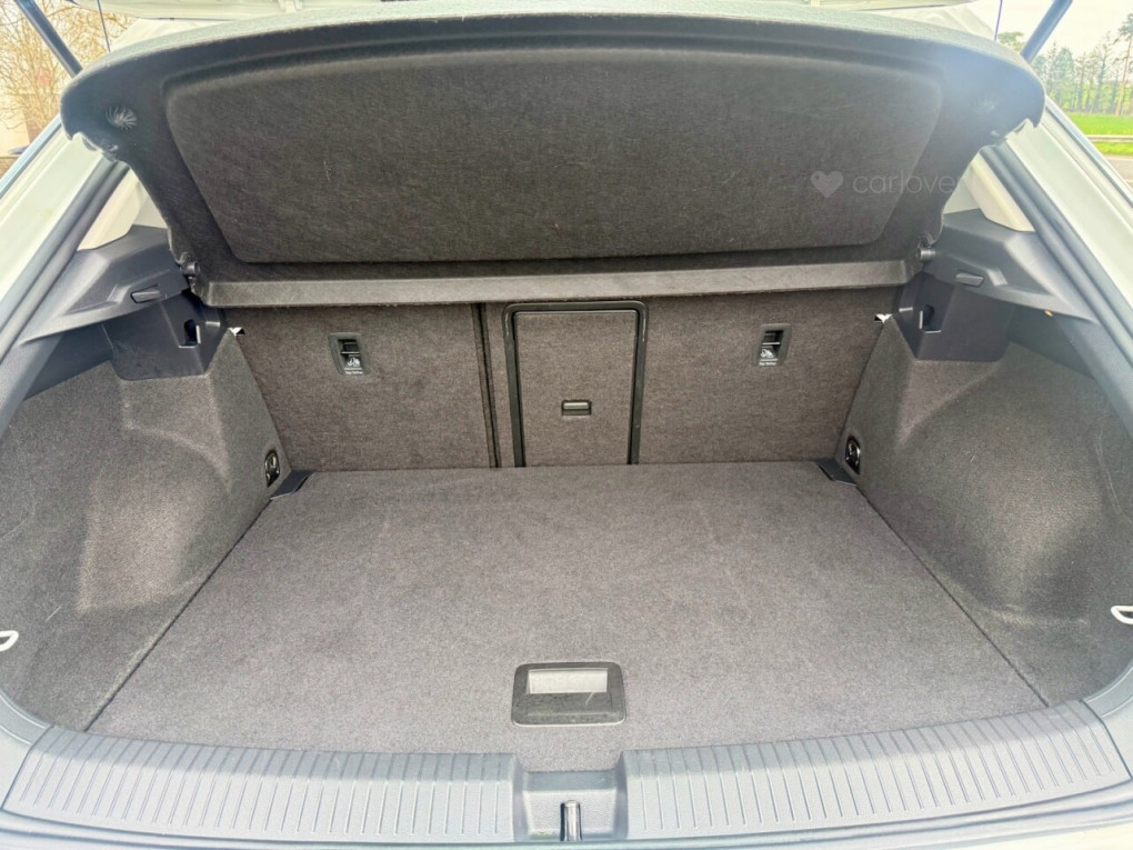 Volkswagen T-ROC Diesel SUV in Dungannon