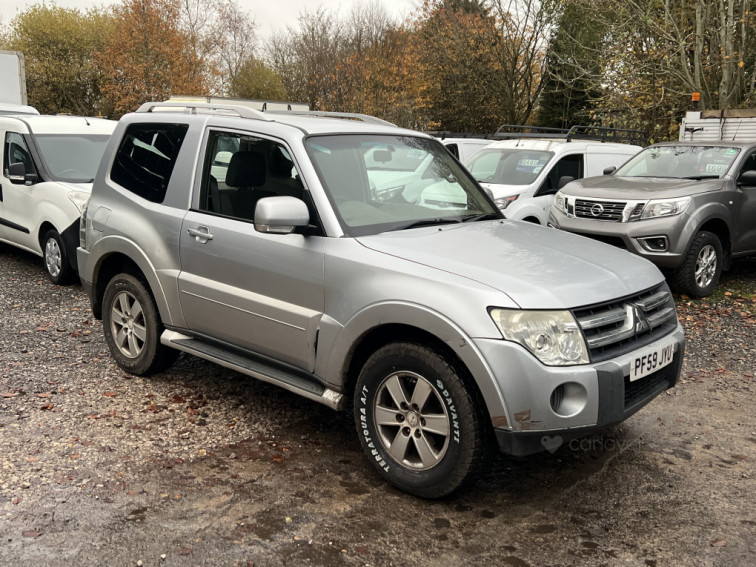 2010 Mitsubishi Shogun