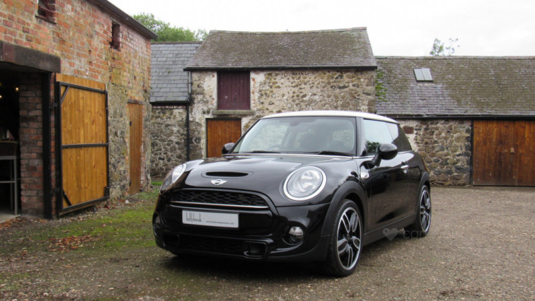 2015 MINI Hatch
