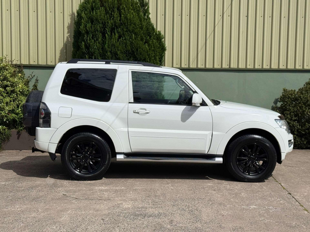 Mitsubishi Shogun Diesel SUV in Hillsborough