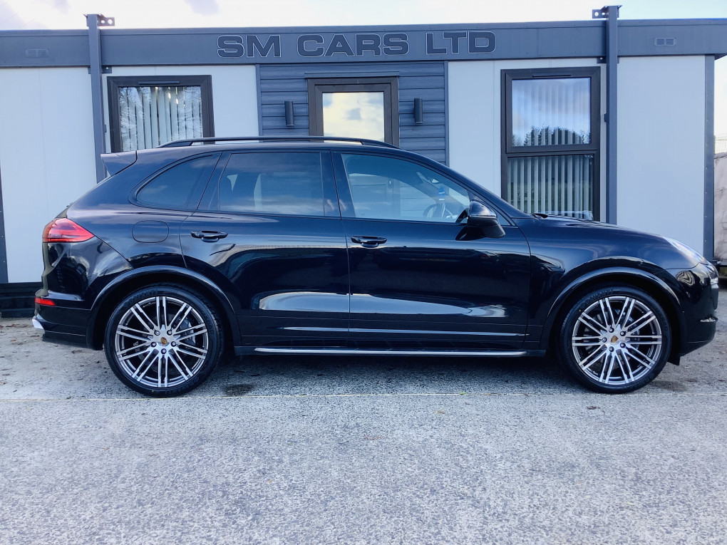 Porsche Cayenne Diesel SUV in Newry