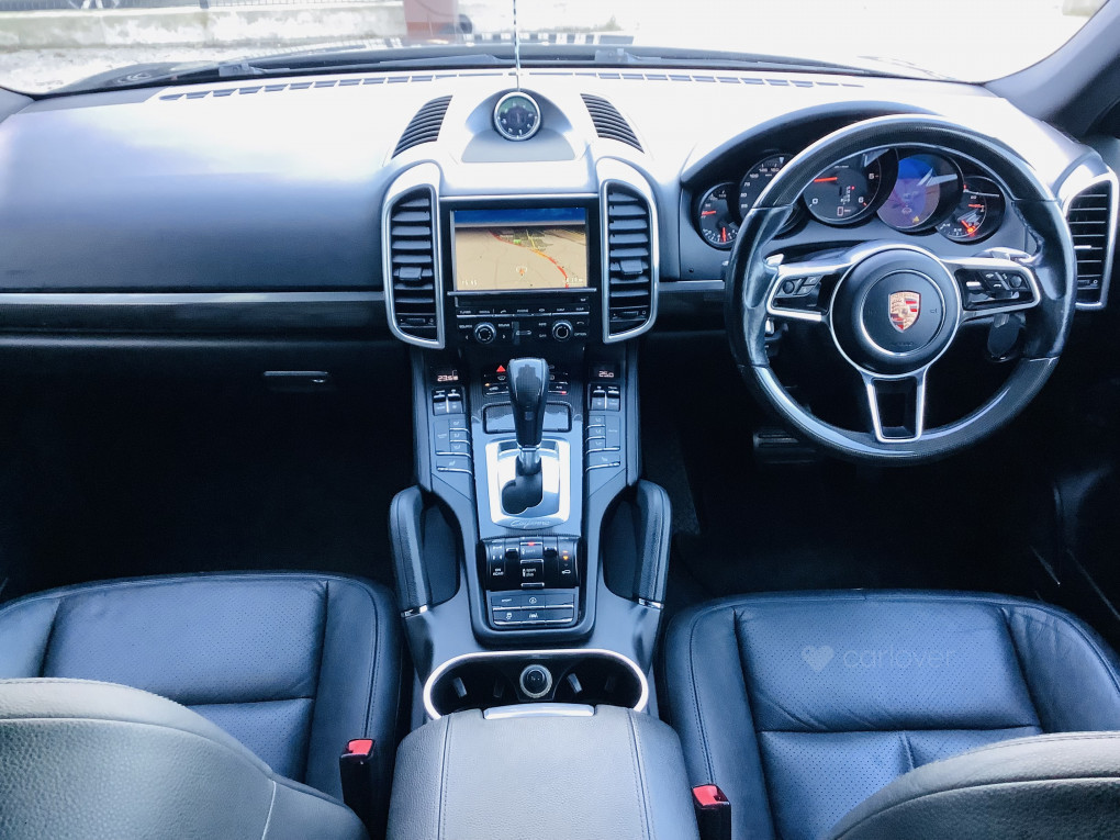 Porsche Cayenne Diesel SUV in Newry