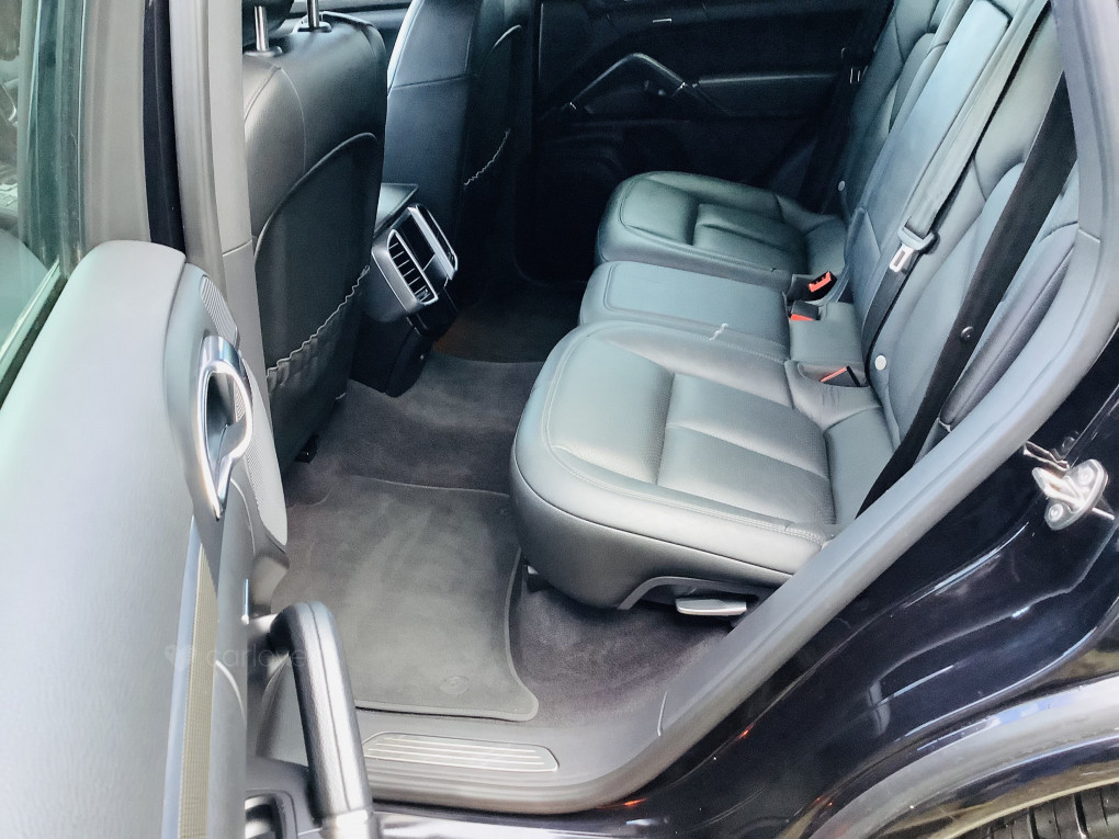 Porsche Cayenne Diesel SUV in Newry