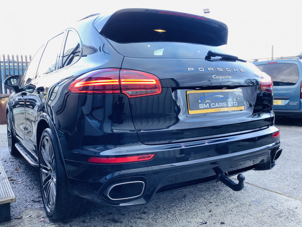 Porsche Cayenne Diesel SUV in Newry