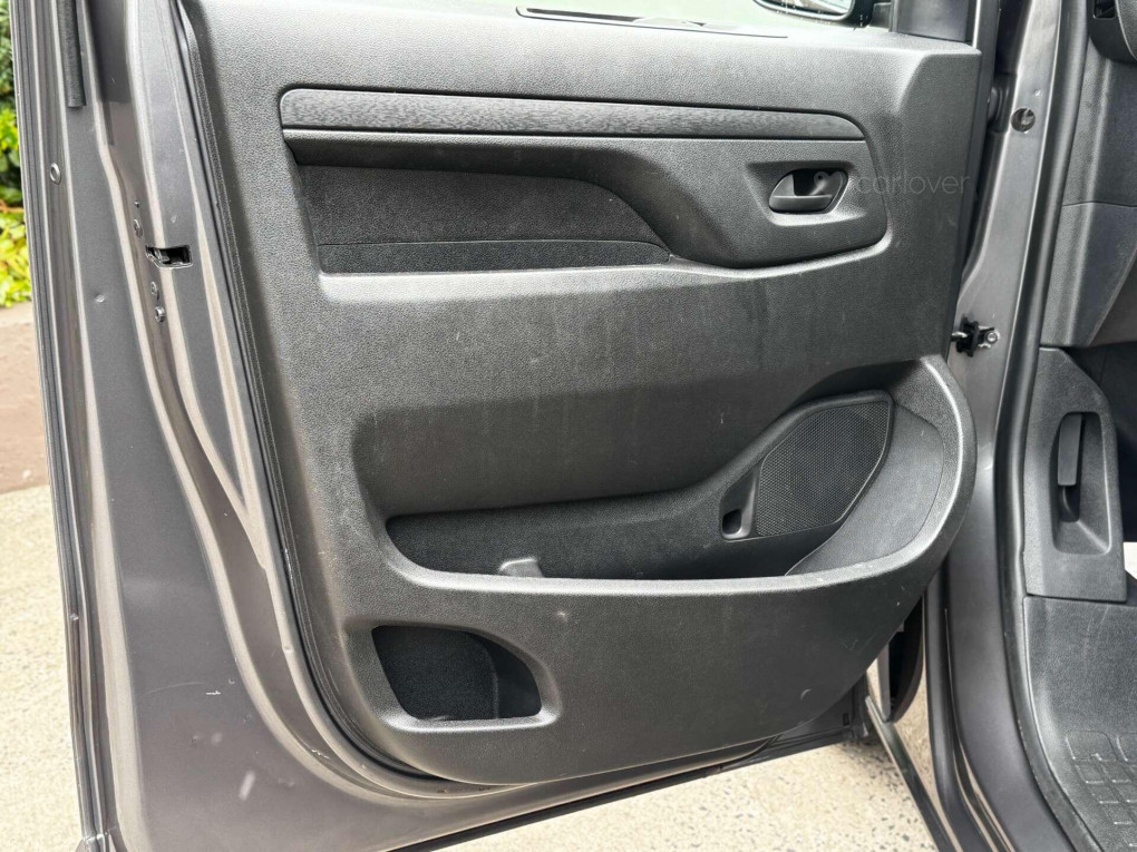 Vauxhall Vivaro Diesel Commercial in Hillsborough