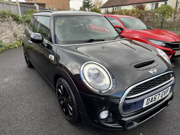2017 MINI Hatch