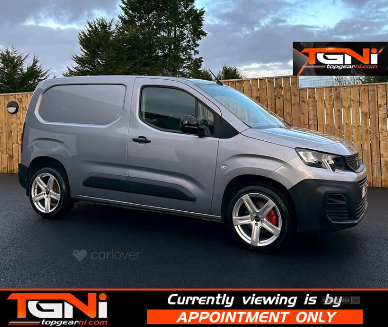 2022 Peugeot Partner