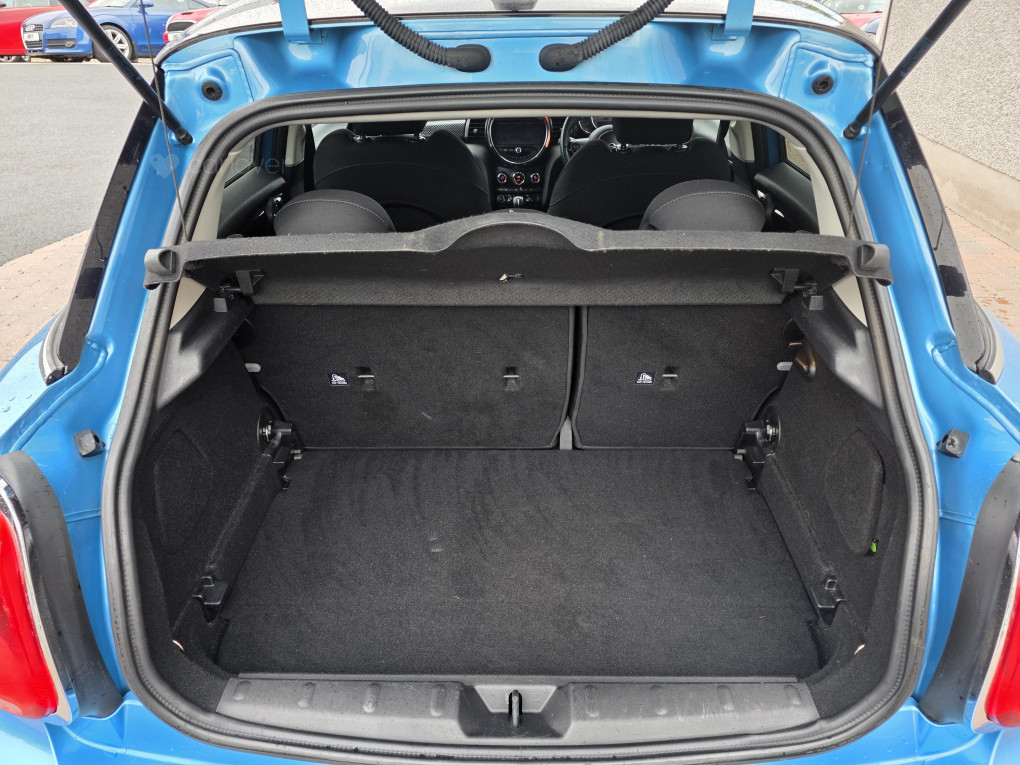 MINI COOPER SD 4,950 95.51 MANUAL GEARBOX 124,320 MILES DIESEL FUEL TYPE VIEW THIS...