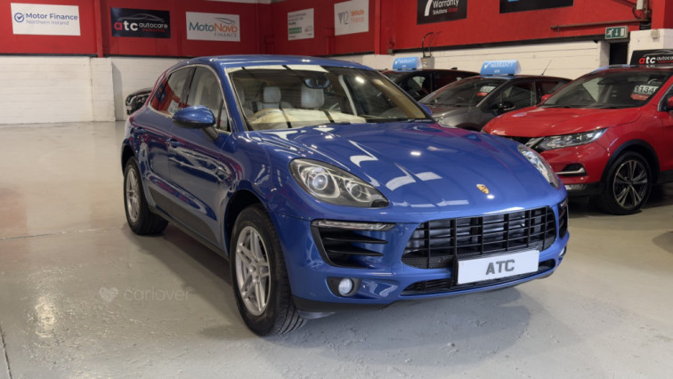 2015 Porsche Macan