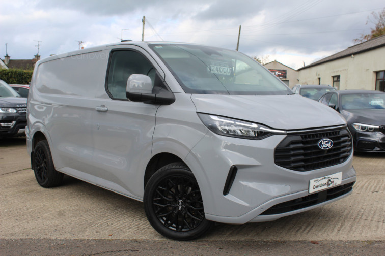 2024 Ford Transit Custom