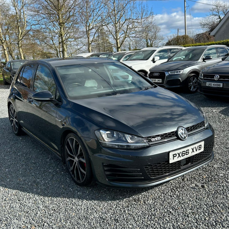 2016 Volkswagen Golf