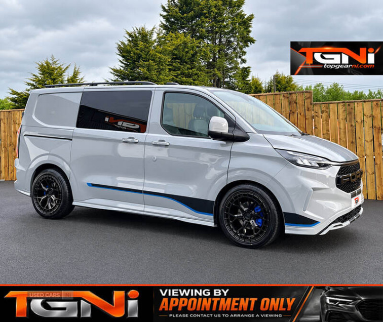 2025 Ford Transit Custom