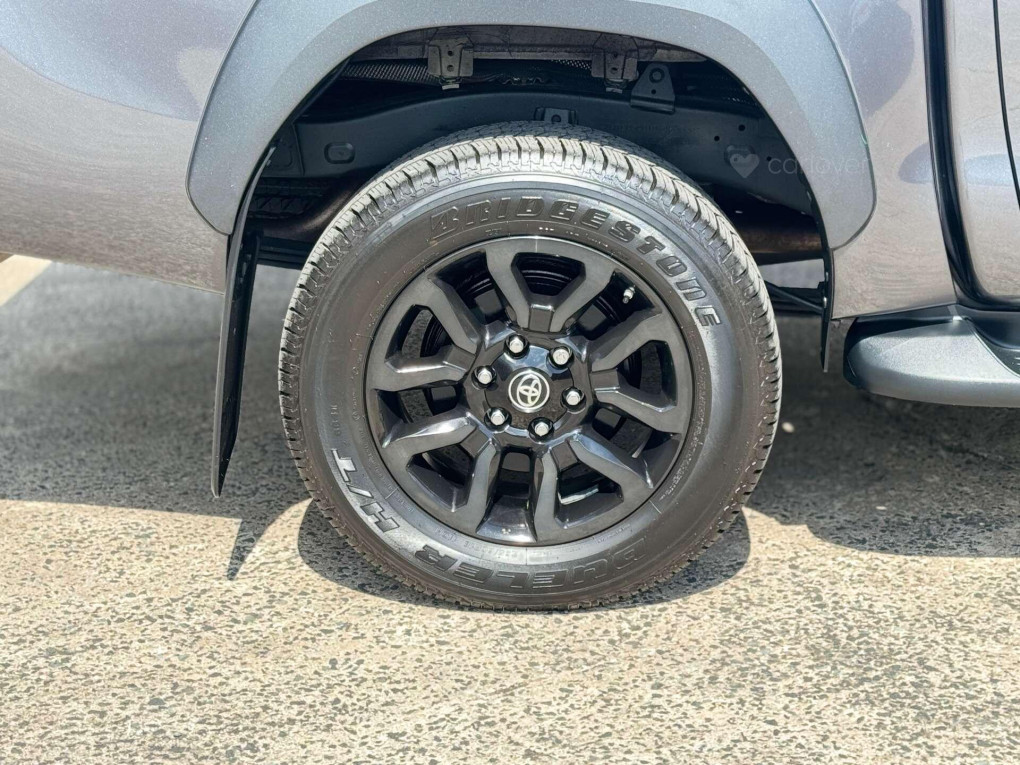 Toyota Hilux Diesel hybrid Pickup in Hillsborough